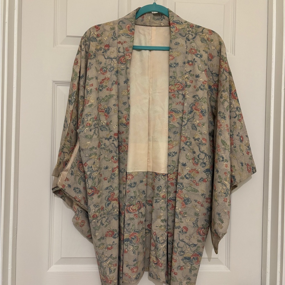 Red and Cream Shrug with Open Front and Wide Sleeves
